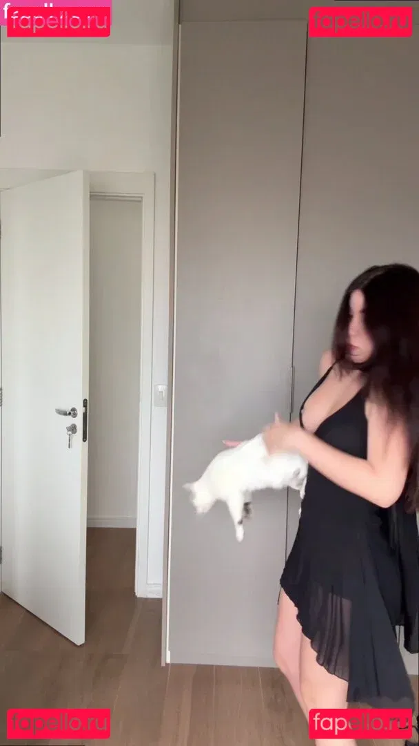 Sofia Santino Onlyfans Photo Gallery 