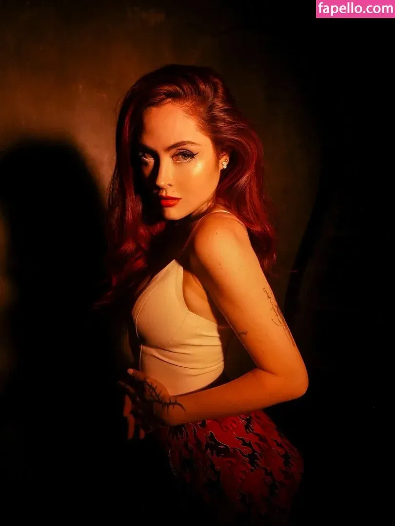 Maren Altman Onlyfans Photo Gallery 