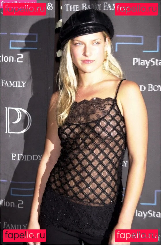 Ali Larter Onlyfans Photo Gallery 