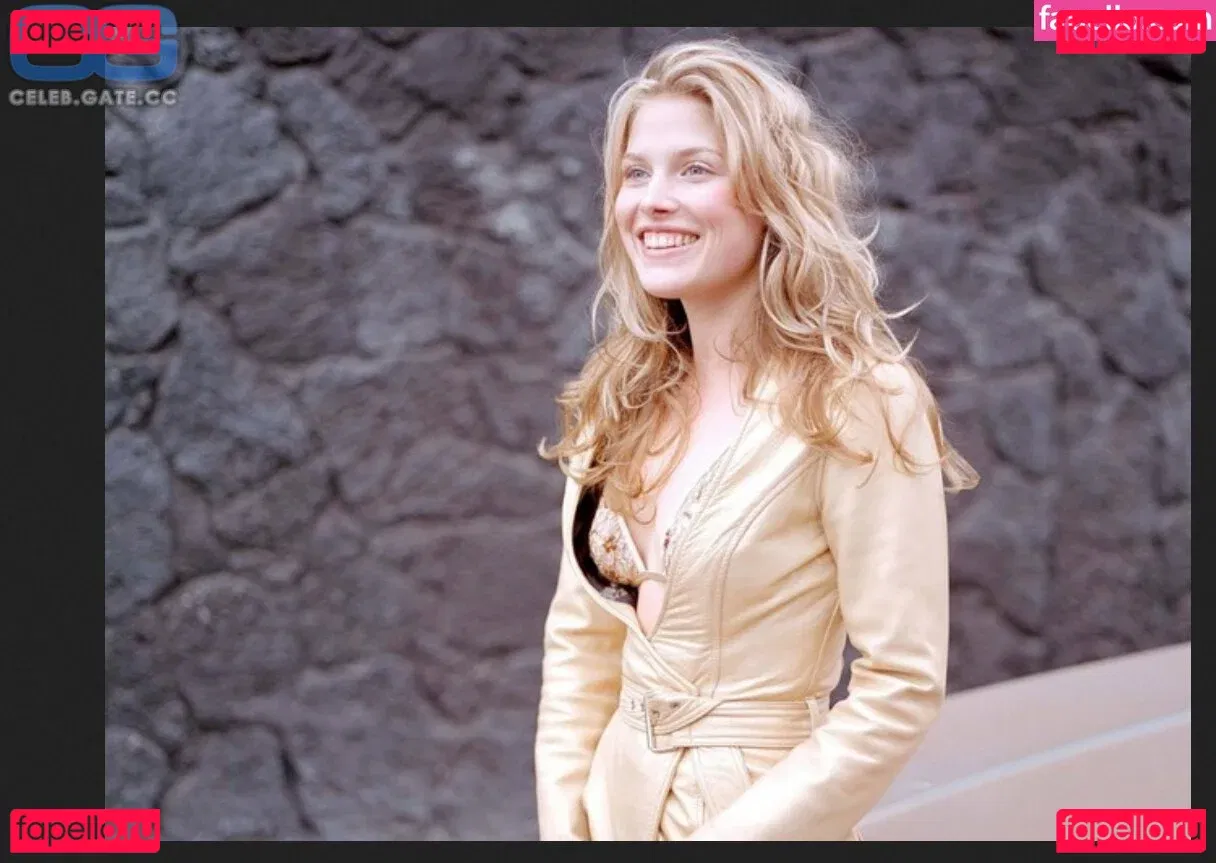 Ali Larter Onlyfans Photo Gallery 