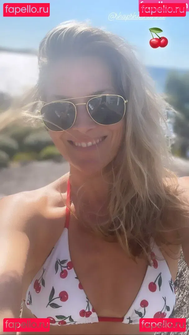 Ali Larter Onlyfans Photo Gallery 