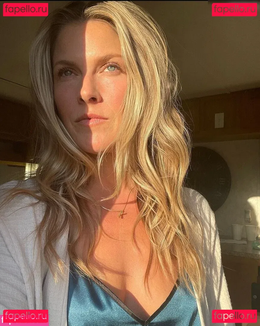 Ali Larter Onlyfans Photo Gallery 