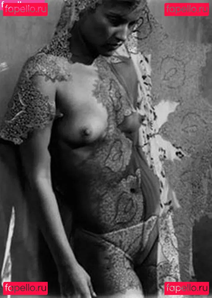 Ali Larter Onlyfans Photo Gallery 