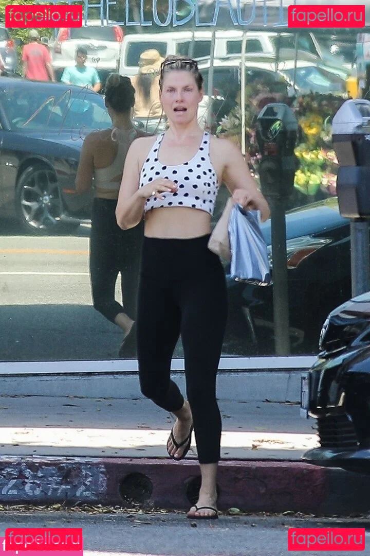 Ali Larter Onlyfans Photo Gallery 