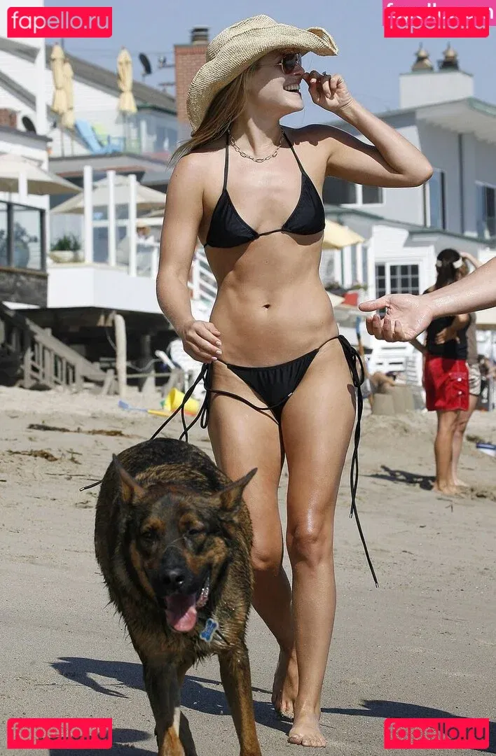 Ali Larter Onlyfans Photo Gallery 