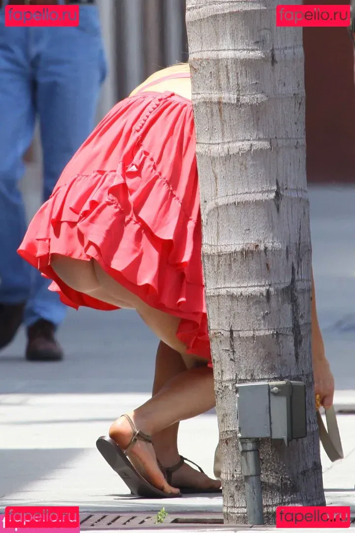 Ali Larter Onlyfans Photo Gallery 