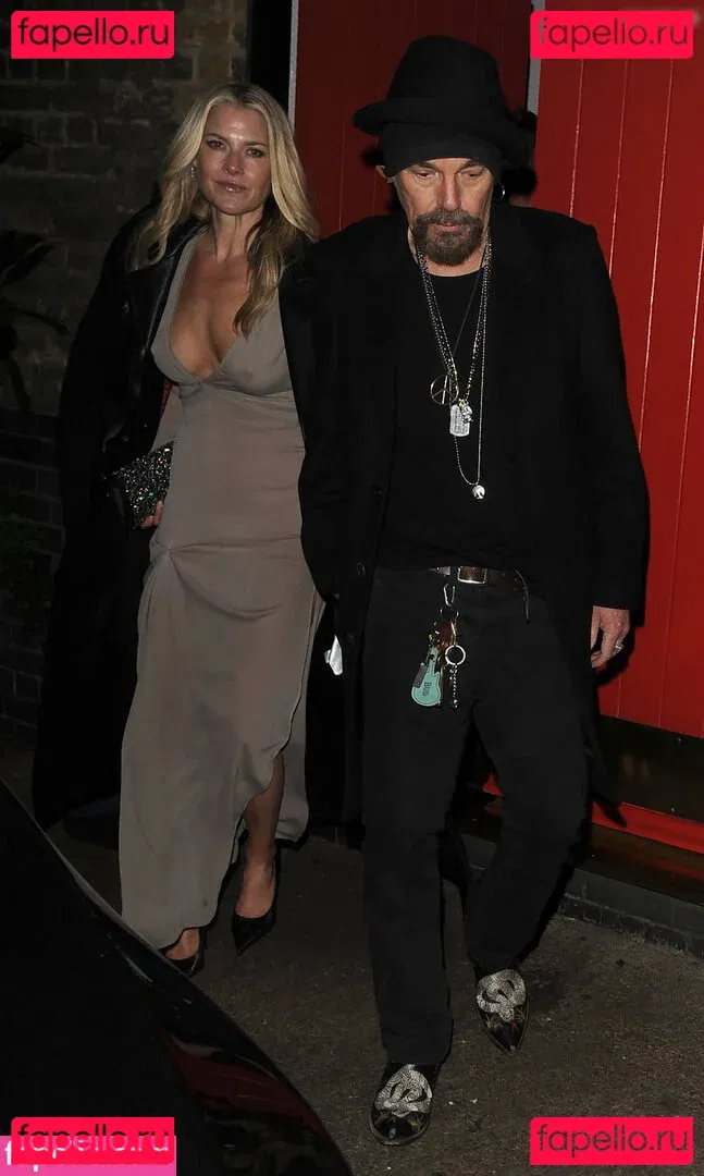 Ali Larter Onlyfans Photo Gallery 