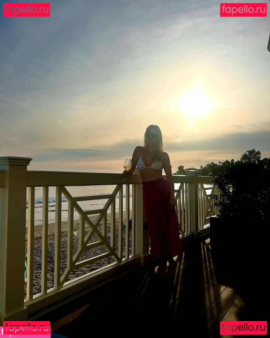 Ali Larter Onlyfans Photo Gallery 