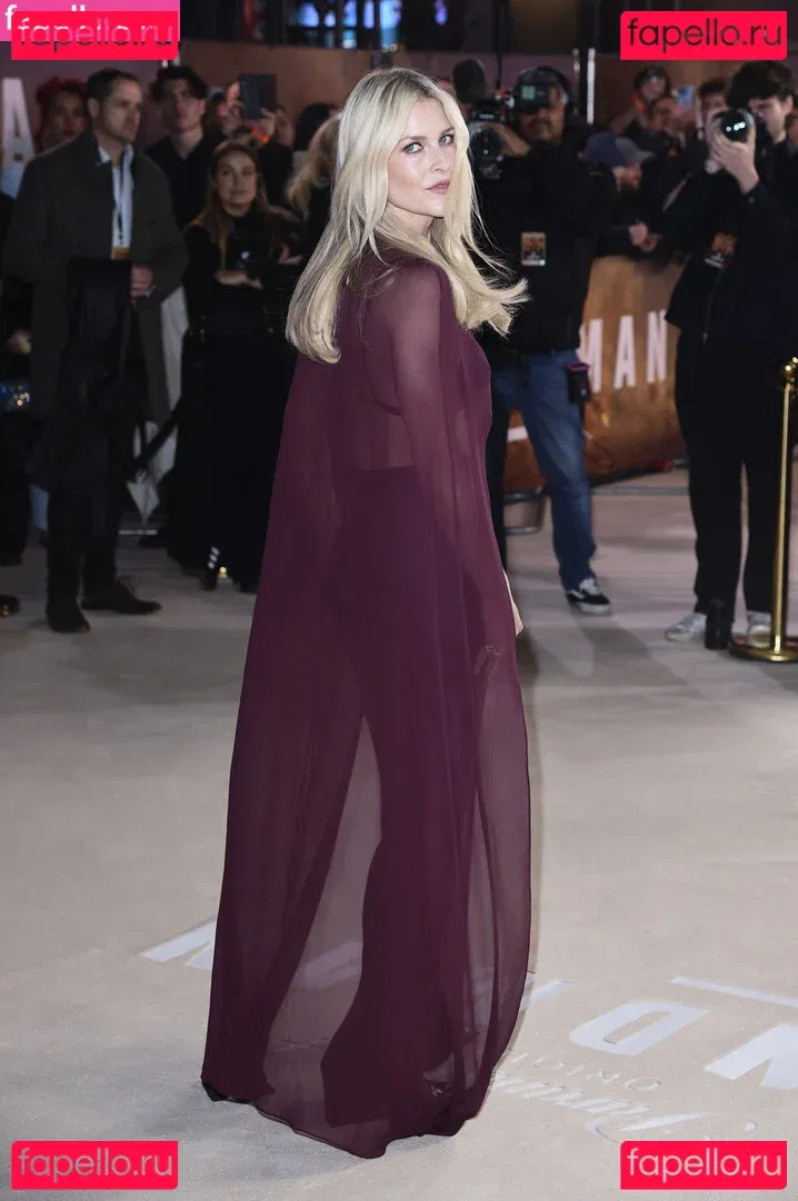 Ali Larter Onlyfans Photo Gallery 