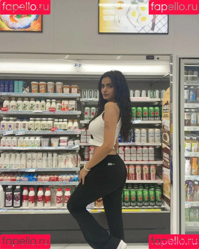 marvnaa Onlyfans Photo Gallery 