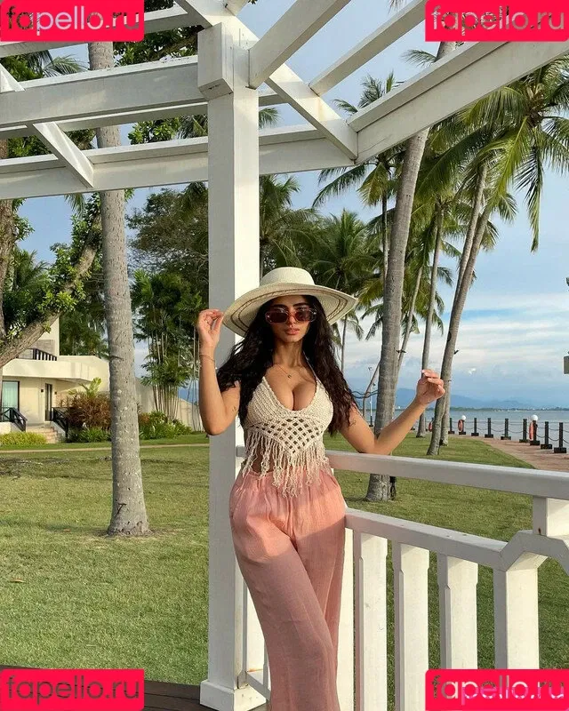 marvnaa Onlyfans Photo Gallery 