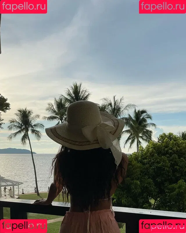 marvnaa Onlyfans Photo Gallery 