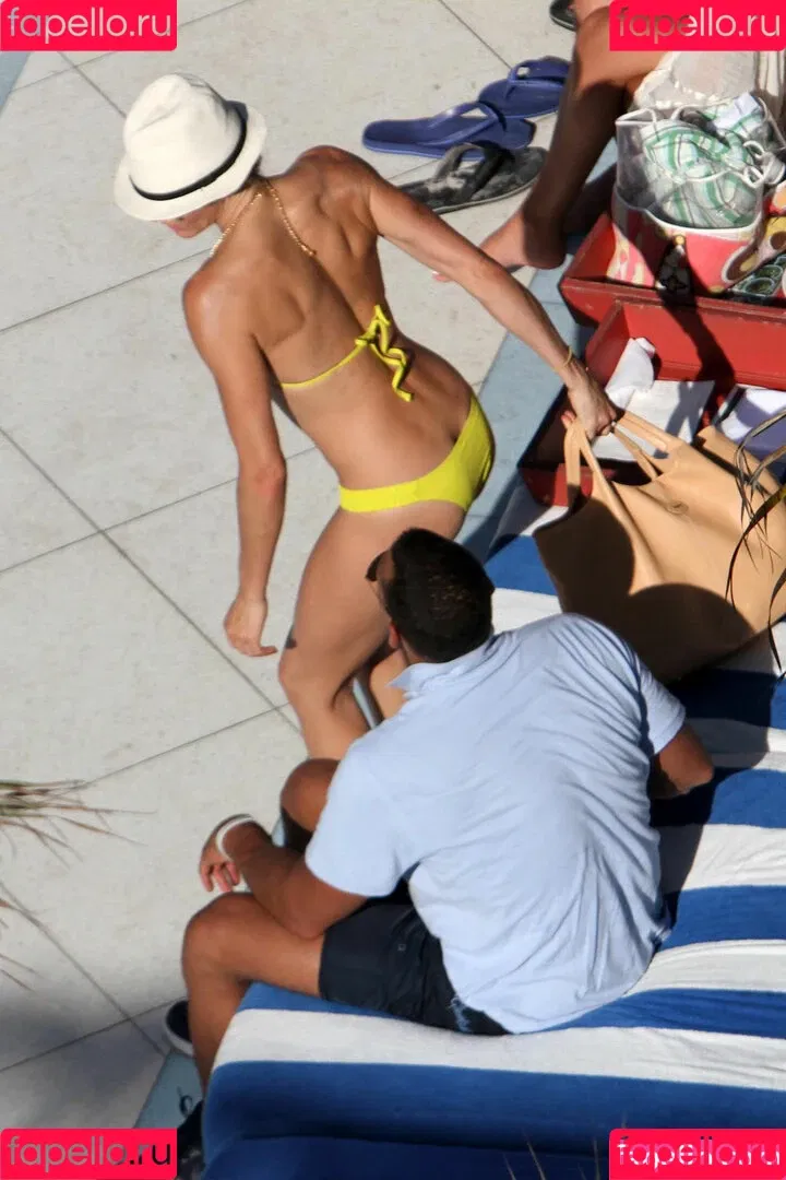 Cameron Diaz Onlyfans Photo Gallery 