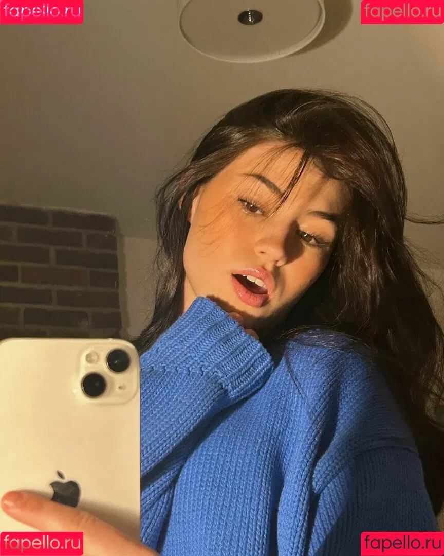 ava.rxsee Onlyfans Photo Gallery 