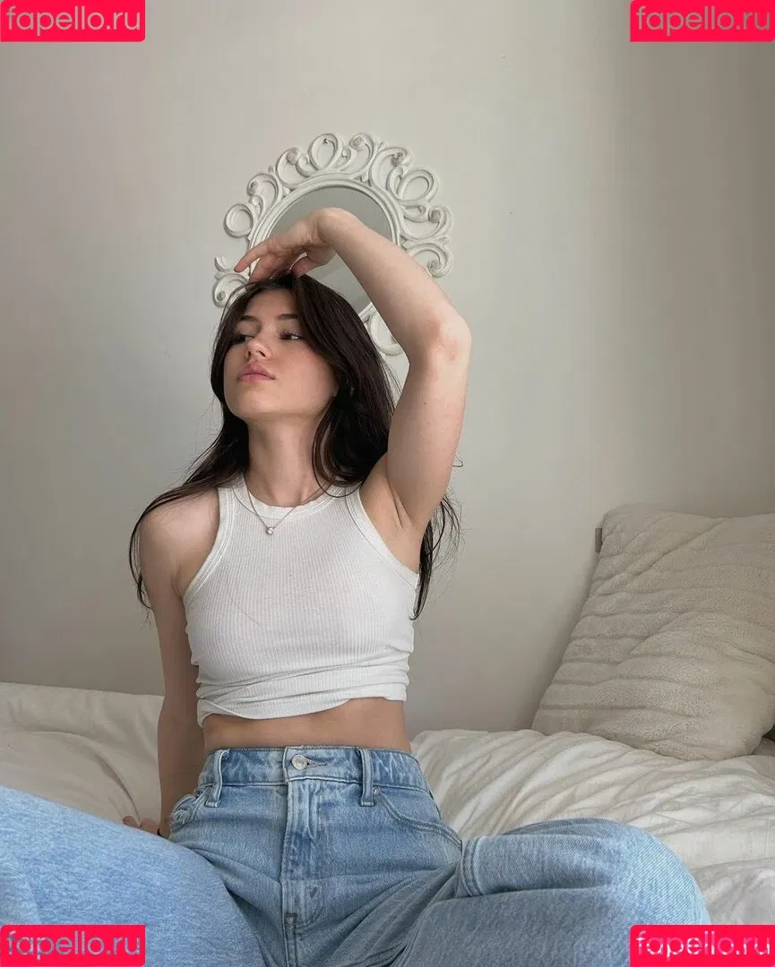 ava.rxsee Onlyfans Photo Gallery 