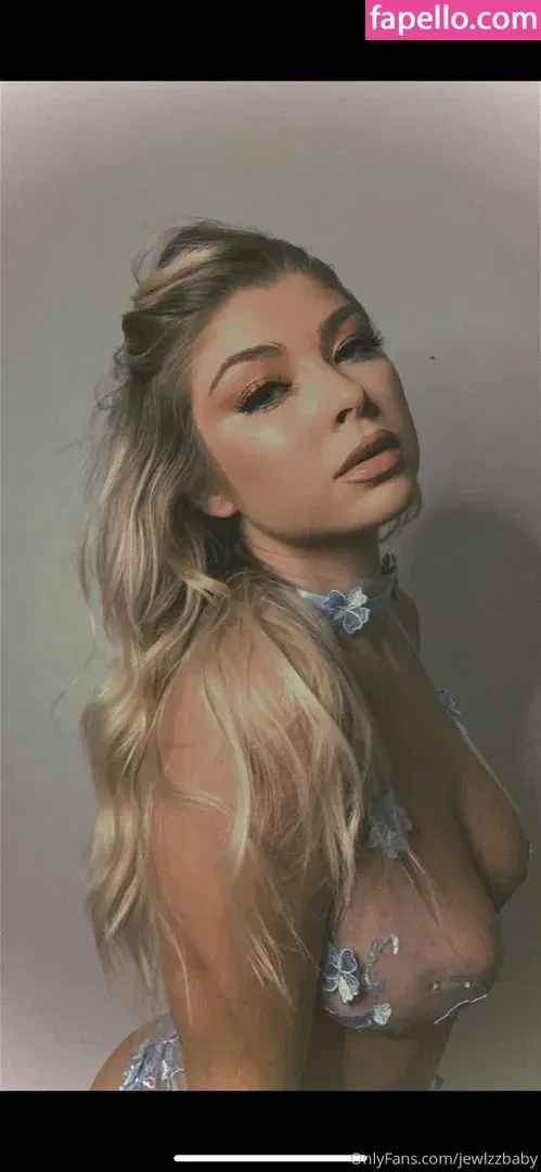 ava.rxsee Onlyfans Photo Gallery 