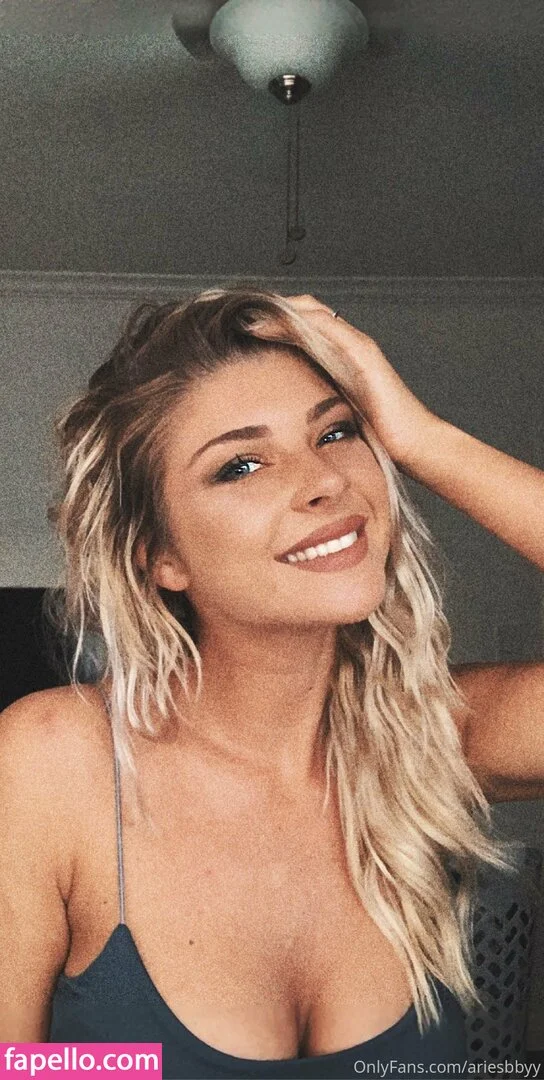 ava.rxsee Onlyfans Photo Gallery 