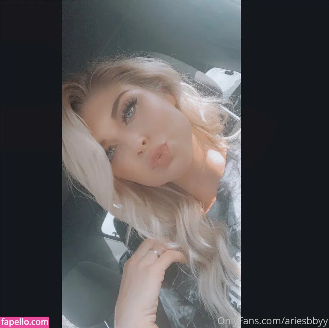 ava.rxsee Onlyfans Photo Gallery 