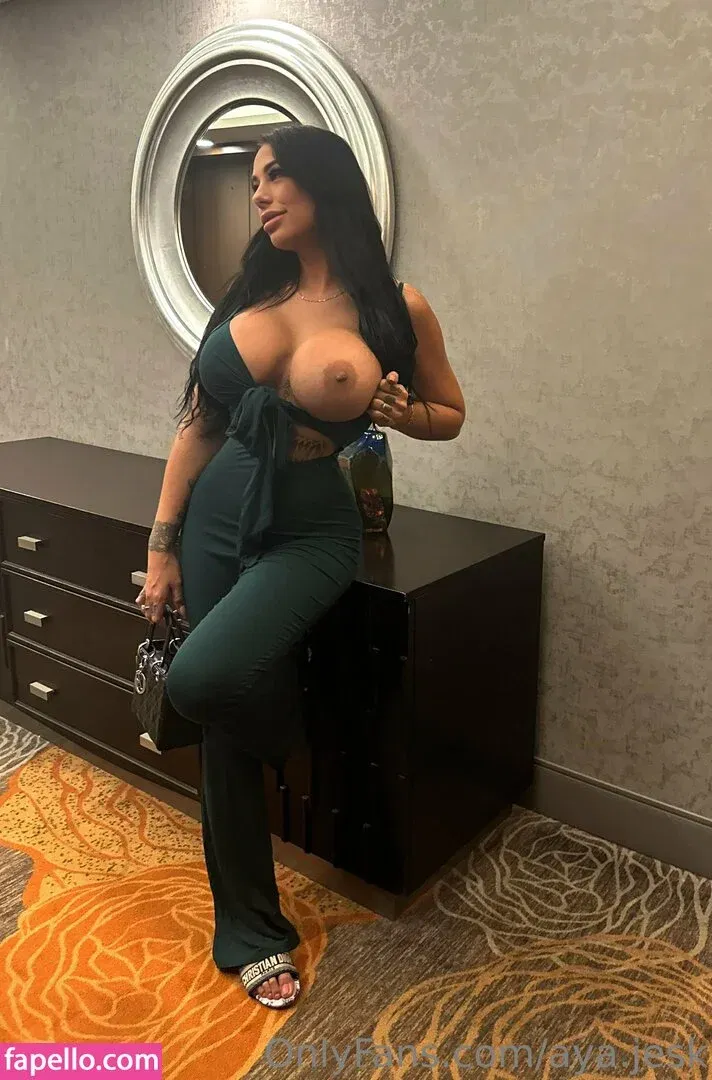 aya.jesk Onlyfans Photo Gallery 