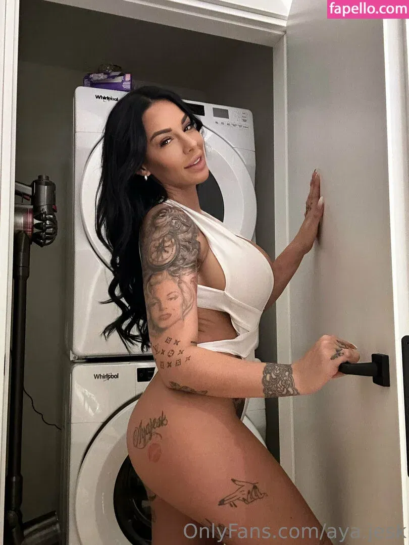 aya.jesk Onlyfans Photo Gallery 