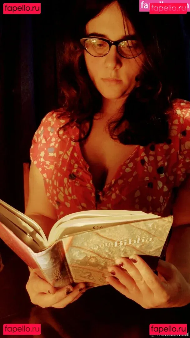 misticacristal Onlyfans Photo Gallery 