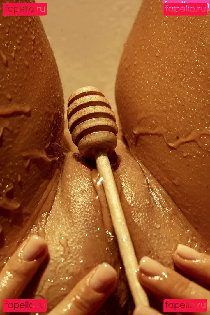 Margo Dumas Onlyfans Photo Gallery 