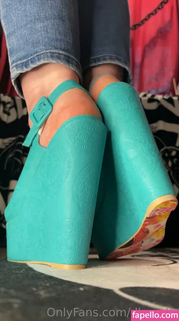 dbzgoth Onlyfans Photo Gallery 