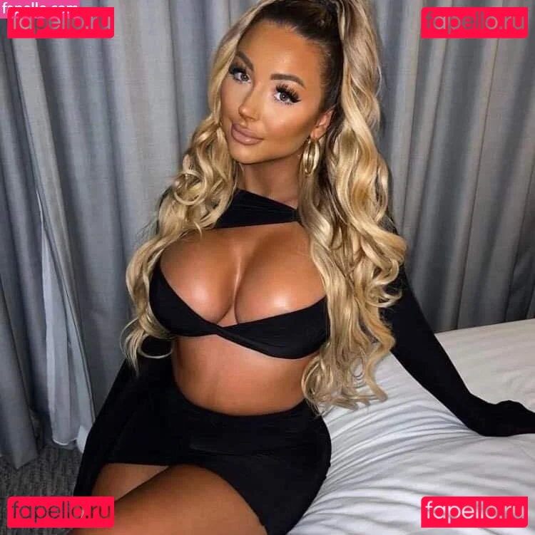Beth Amelia Onlyfans Photo Gallery 