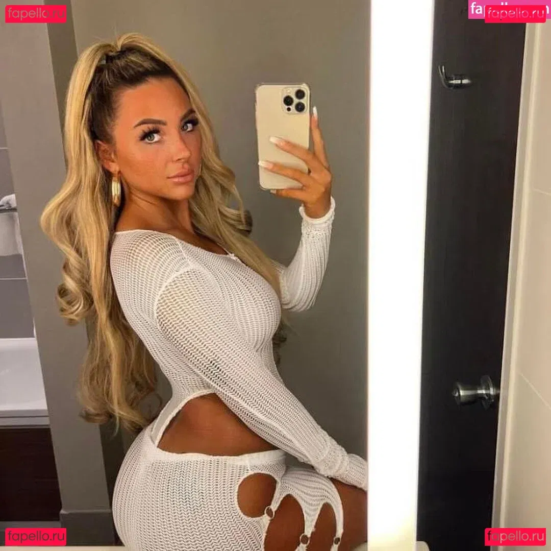 Beth Amelia Onlyfans Photo Gallery 