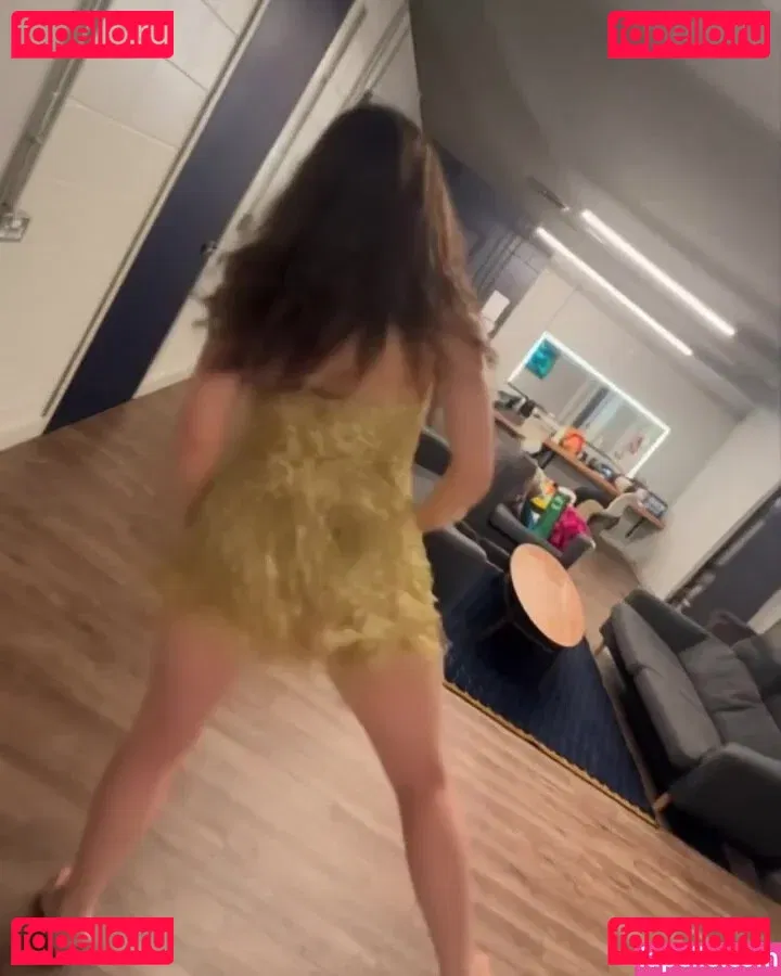 Sophie Ellis-Bextor Onlyfans Photo Gallery 