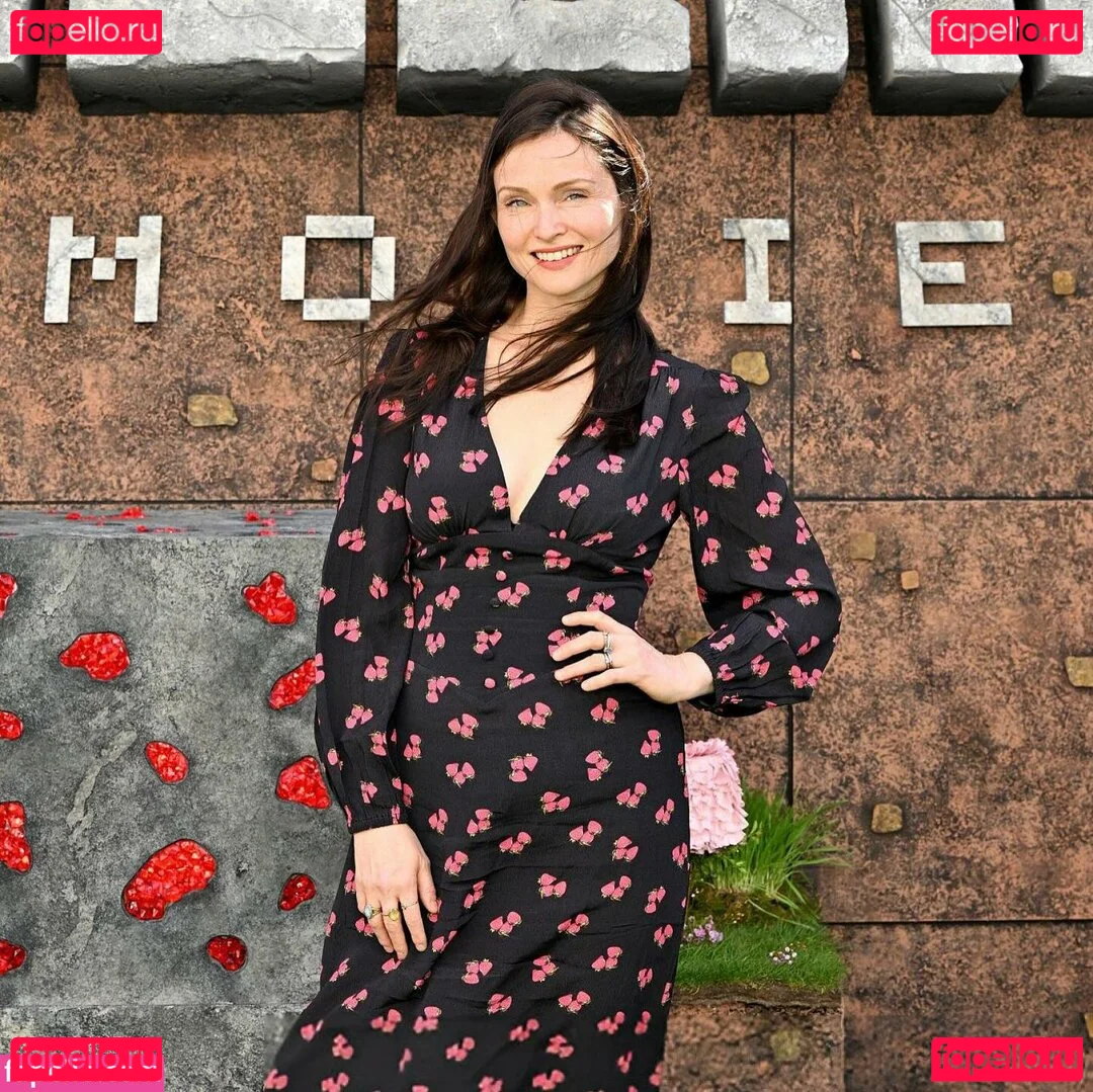 Sophie Ellis-Bextor Onlyfans Photo Gallery 