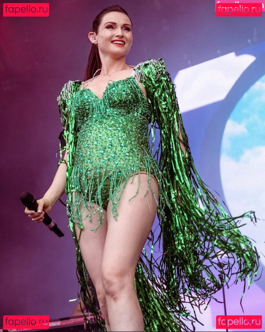 Sophie Ellis-Bextor Onlyfans Photo Gallery 