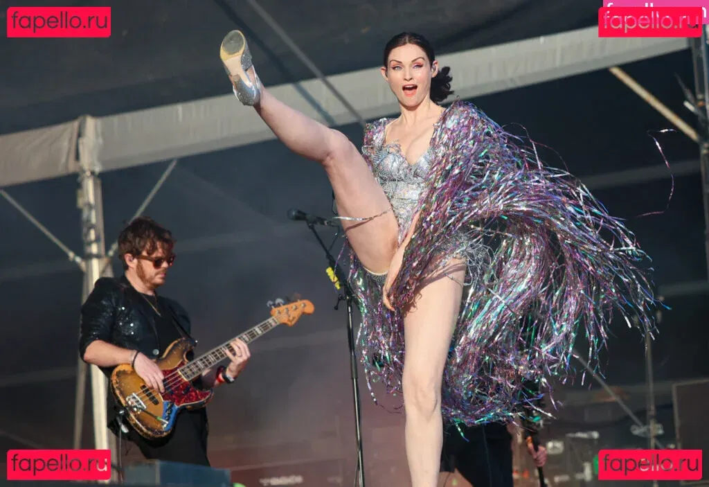 Sophie Ellis-Bextor Onlyfans Photo Gallery 