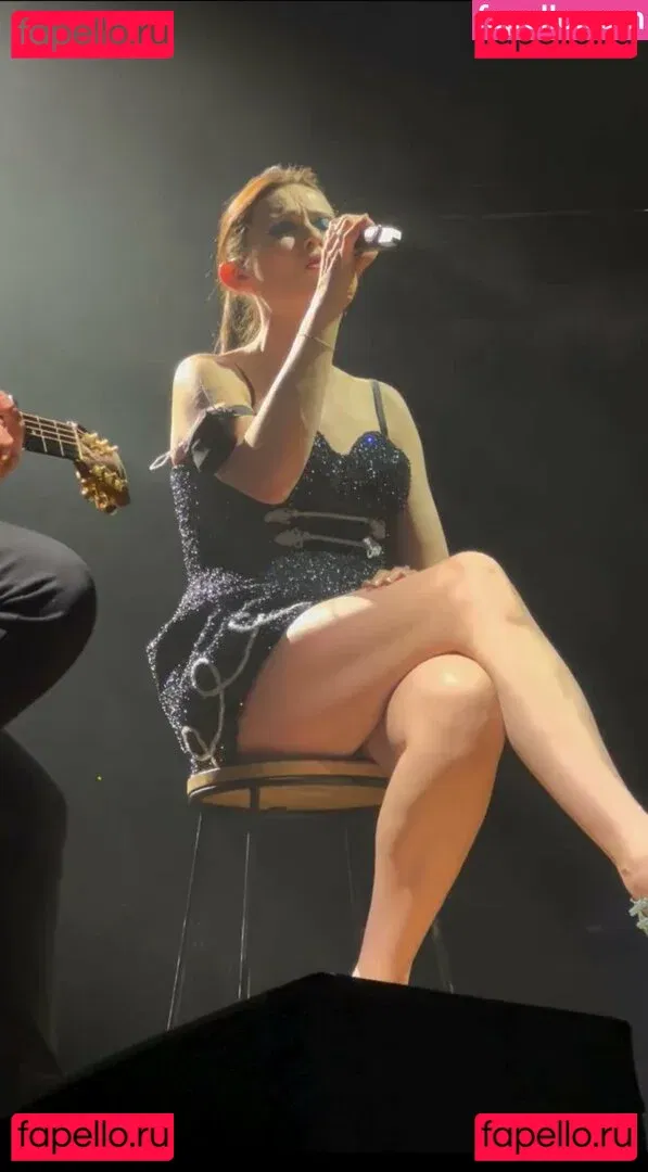 Sophie Ellis-Bextor Onlyfans Photo Gallery 