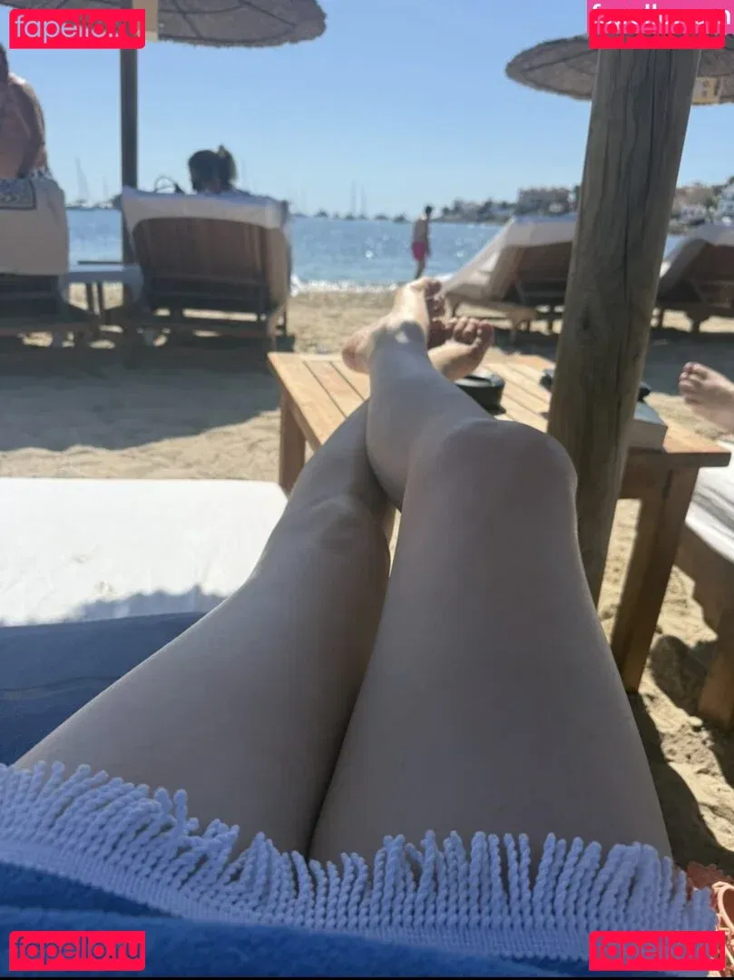 Sophie Ellis-Bextor Onlyfans Photo Gallery 