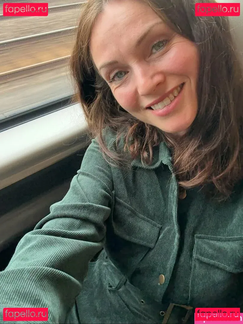 Sophie Ellis-Bextor Onlyfans Photo Gallery 