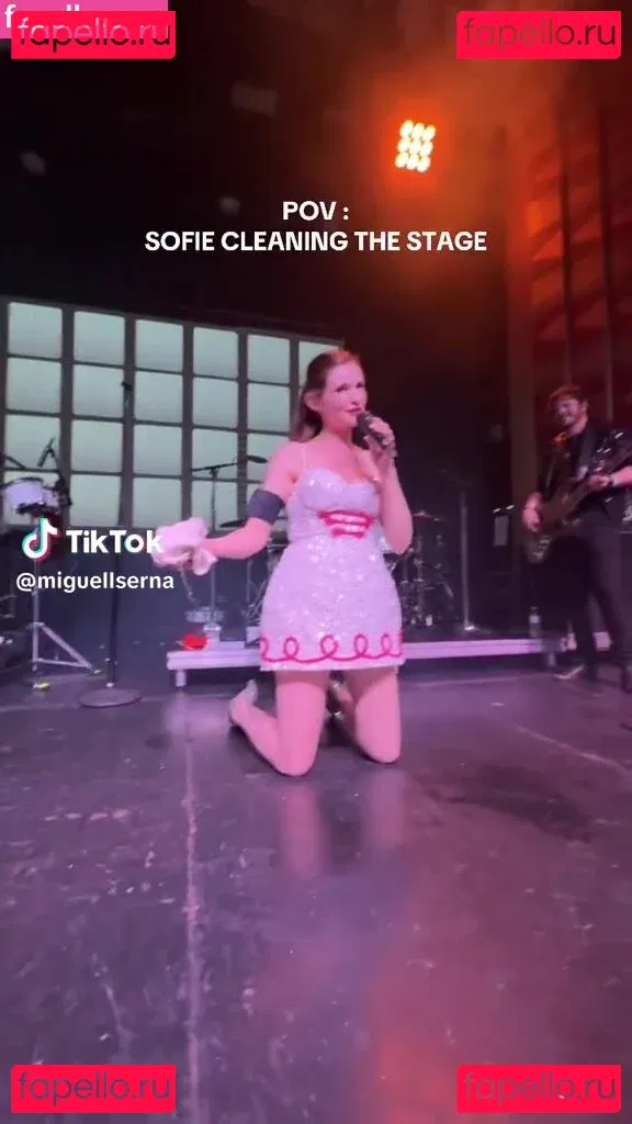 Sophie Ellis-Bextor Onlyfans Photo Gallery 