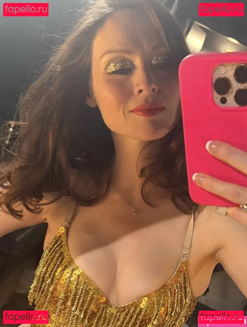 Sophie Ellis-Bextor Onlyfans Photo Gallery 