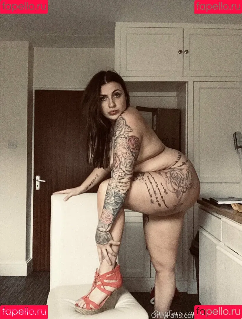 ravenbadini Onlyfans Photo Gallery 