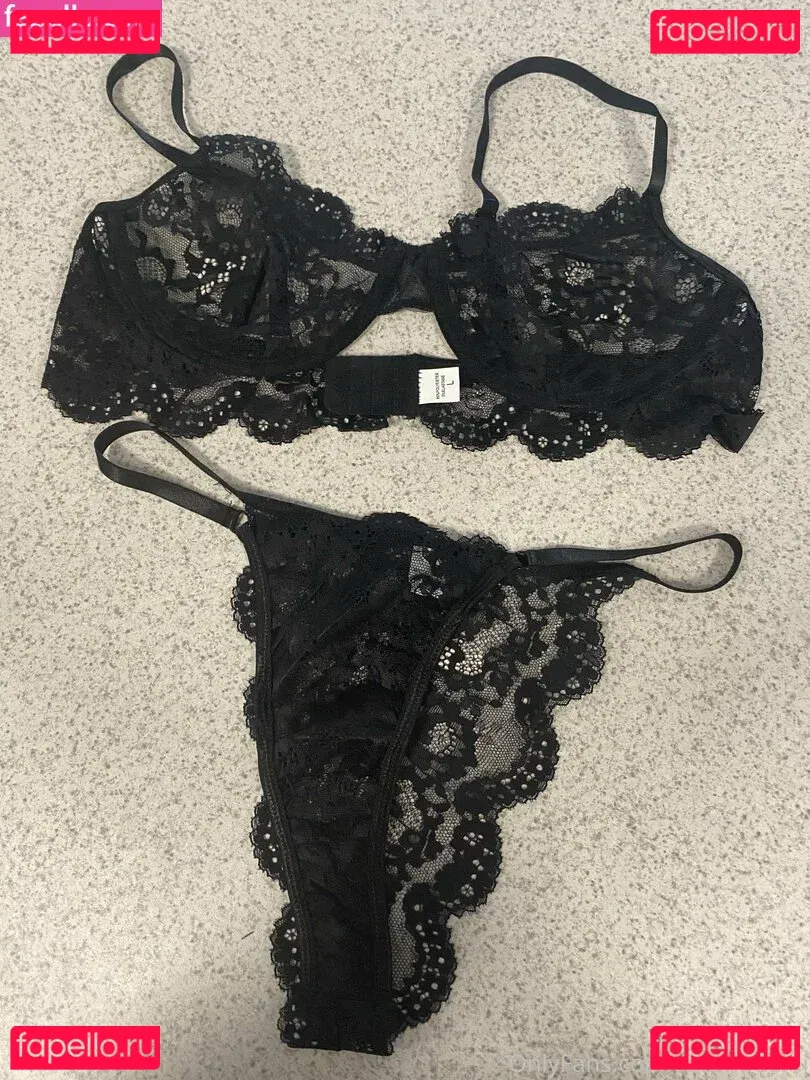 ravenbadini Onlyfans Photo Gallery 