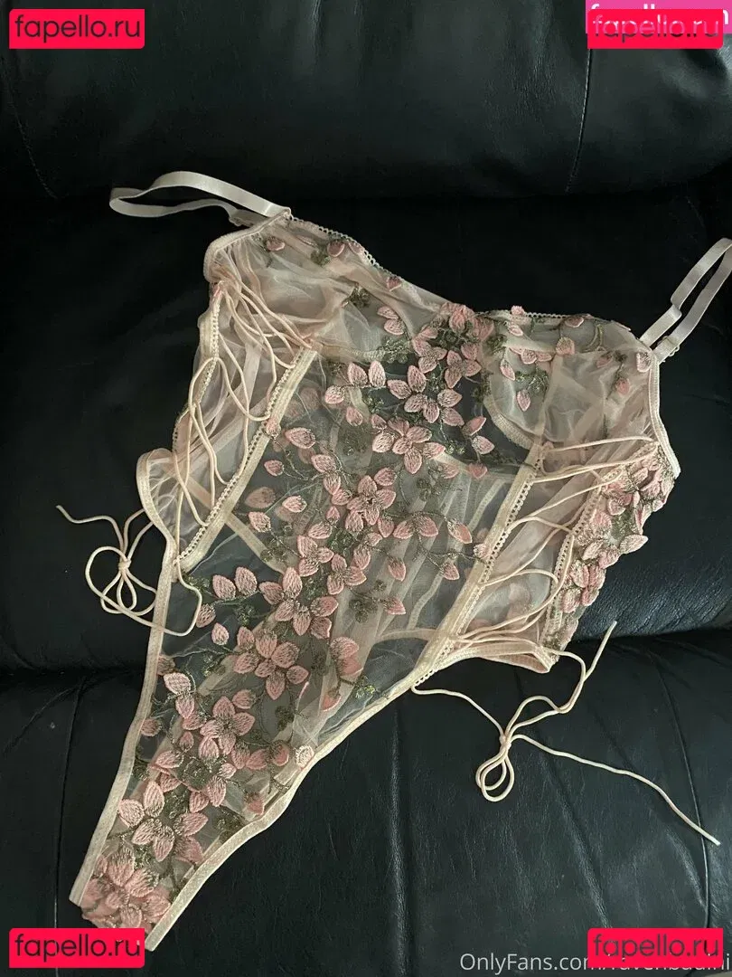 ravenbadini Onlyfans Photo Gallery 