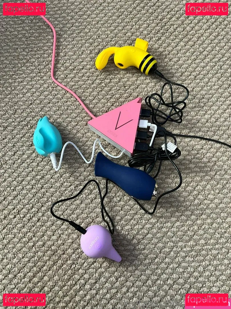 ravenbadini Onlyfans Photo Gallery 