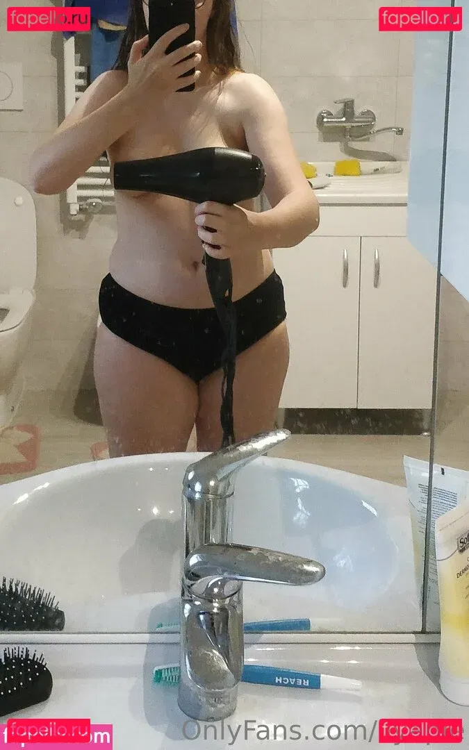 ilyae Onlyfans Photo Gallery 