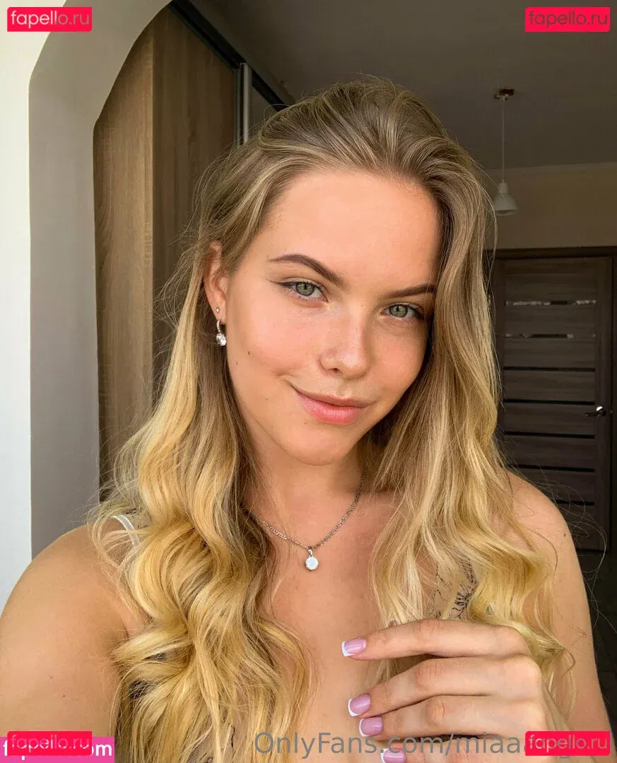 miaaangelll Onlyfans Photo Gallery 