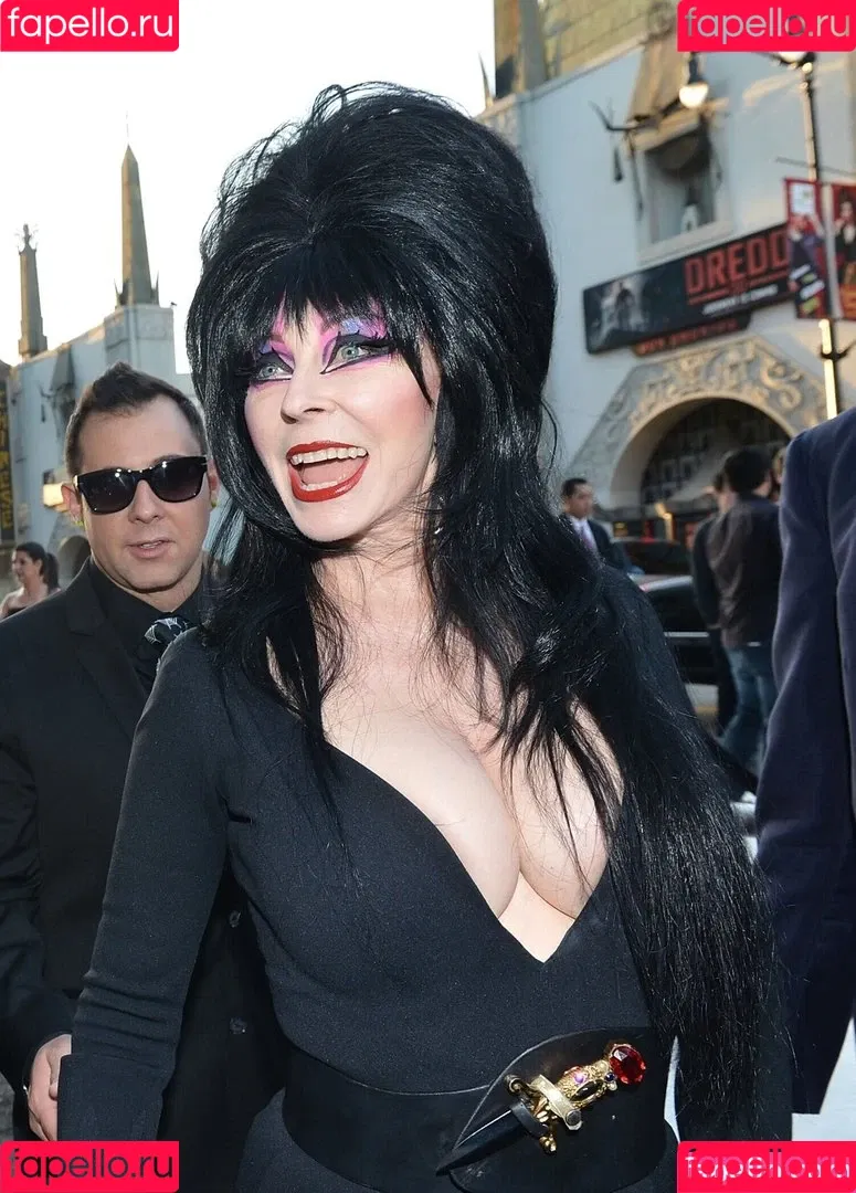Cassandra Peterson Onlyfans Photo Gallery 