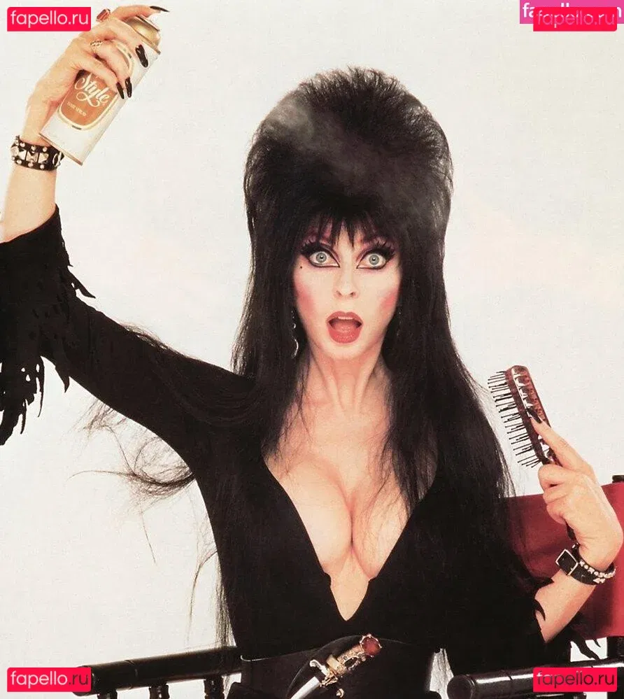 Cassandra Peterson Onlyfans Photo Gallery 