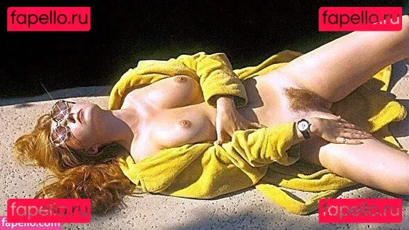 Cassandra Peterson Onlyfans Photo Gallery 