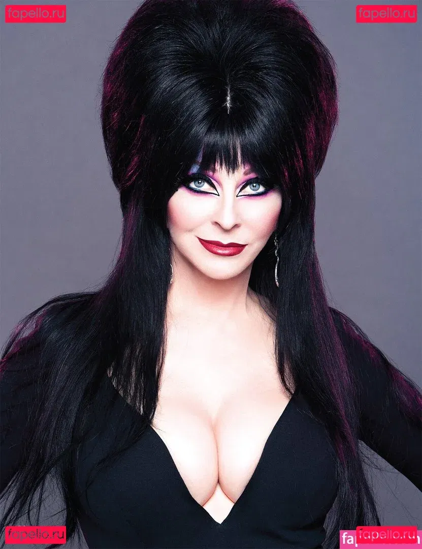Cassandra Peterson Onlyfans Photo Gallery 
