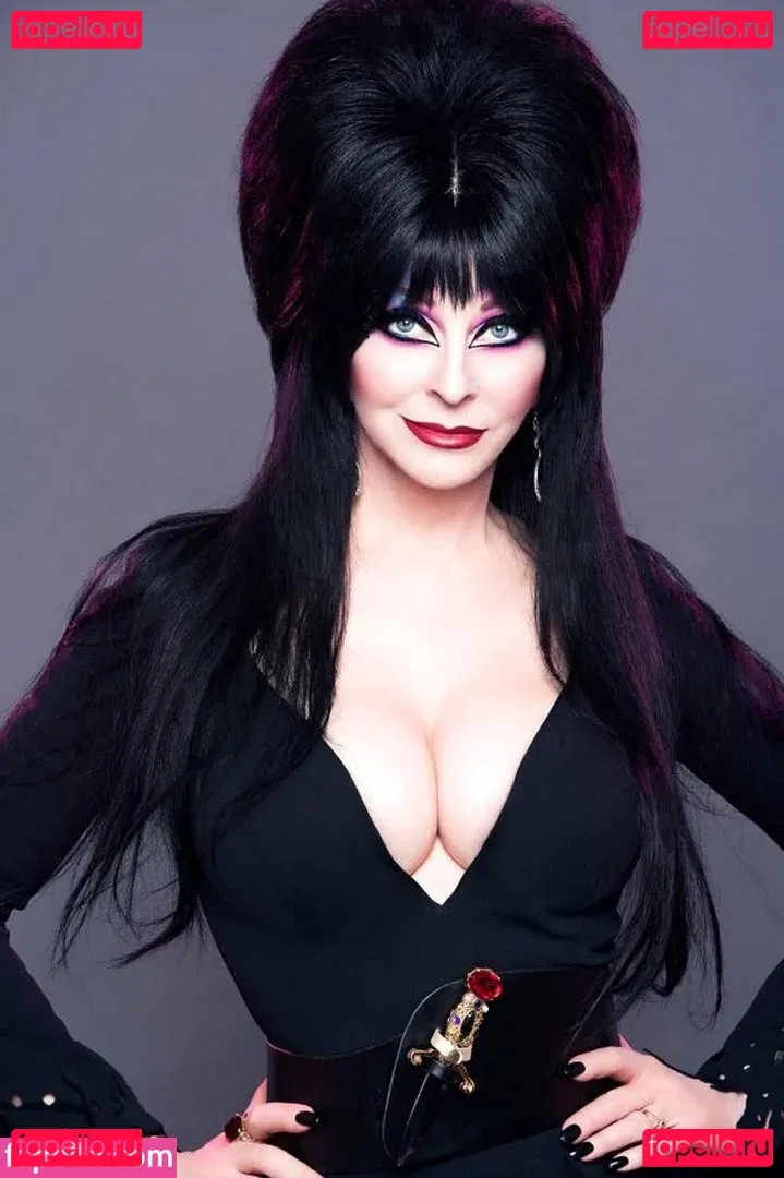 Cassandra Peterson Onlyfans Photo Gallery 