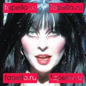 Cassandra Peterson Onlyfans Photo Gallery 